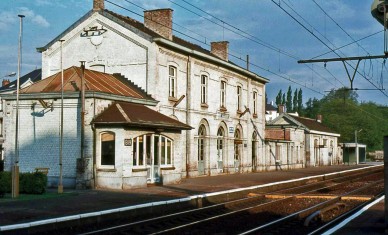 Mont-Saint-Guibert - TH 8104008 R A.jpg